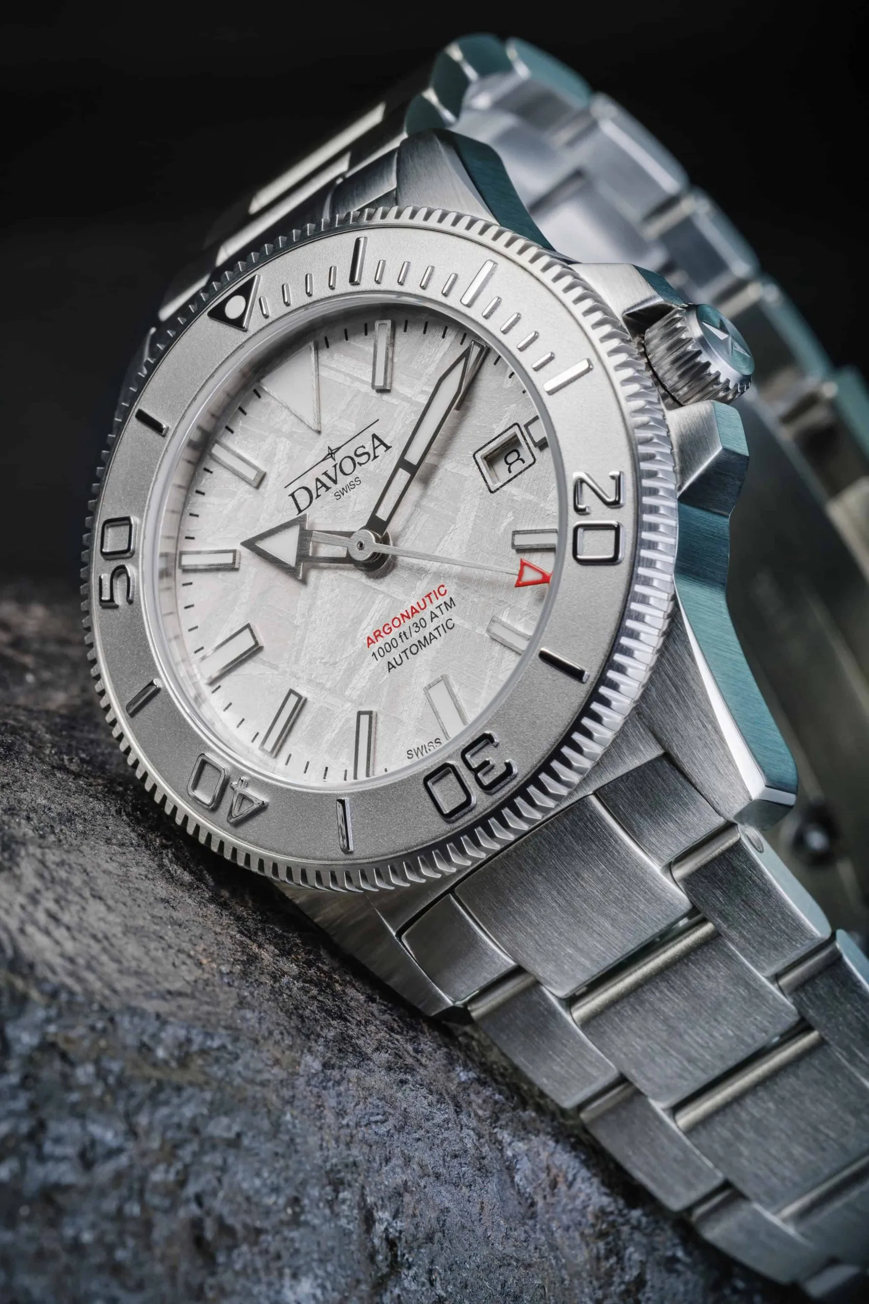 DAVOSA Argonautic Meteorite 161.544.10 diver watch with Muonionalusta meteorite dial