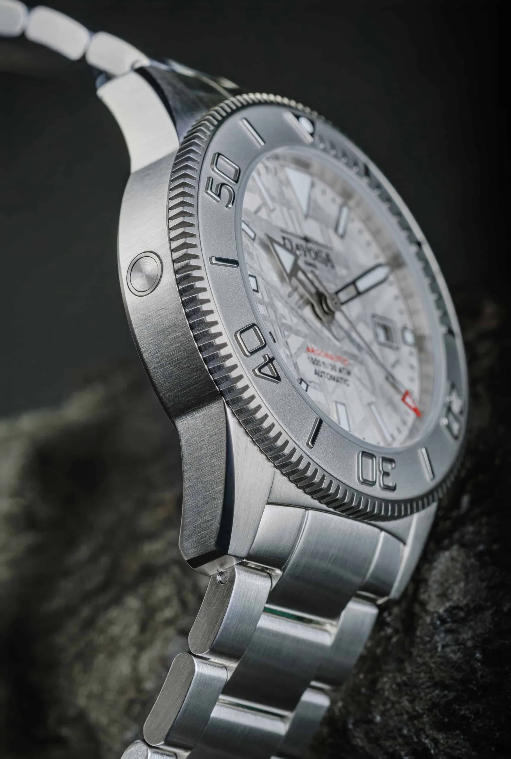DAVOSA Argonautic Meteorite 161.544.10 diver watch with helium valve